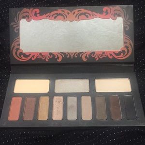Kat Von D Makeup - Kat Von D Monarch Palette Kat Von D Makeup - Kat Von D Monarch Palette